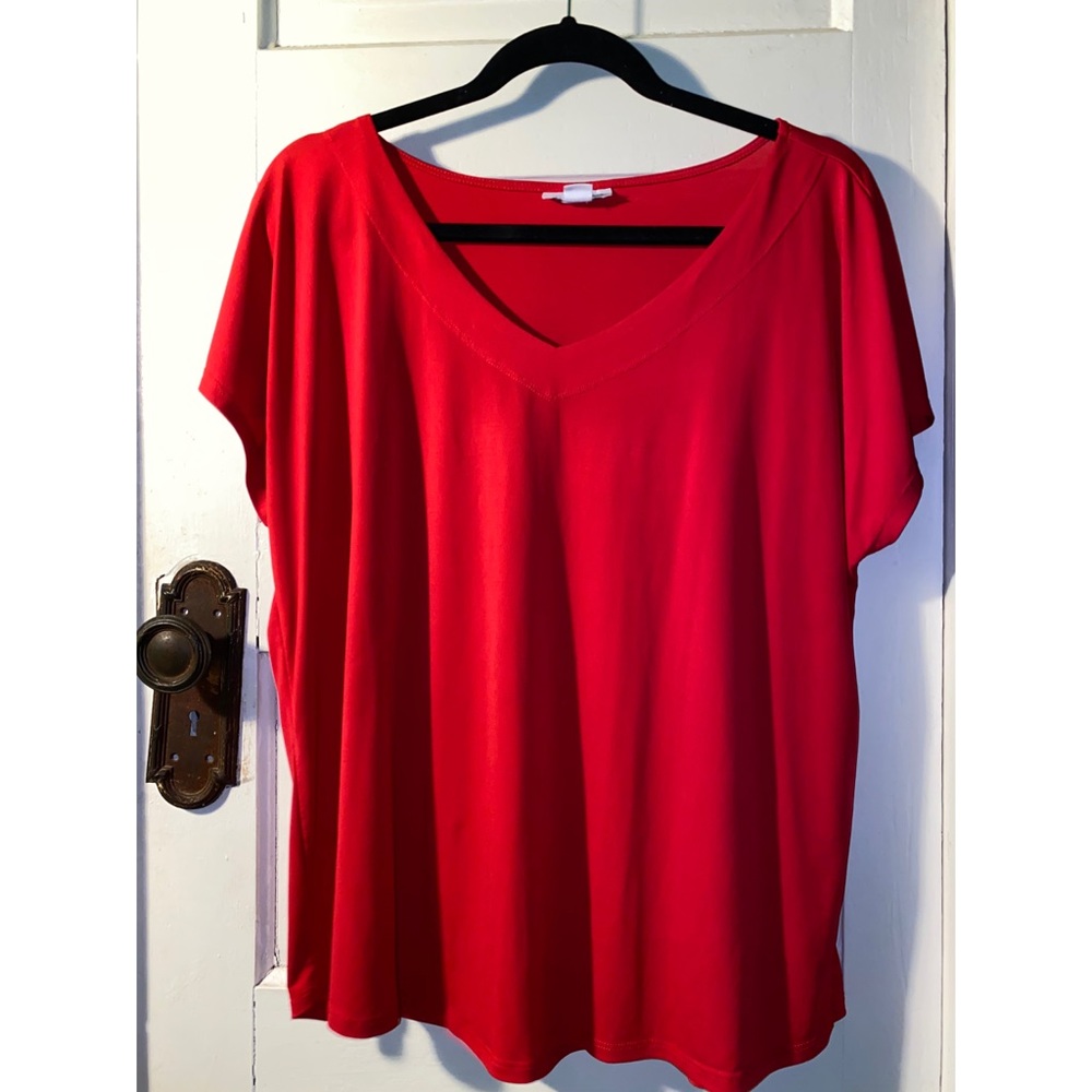 Jaclyn Smith Red blouse!